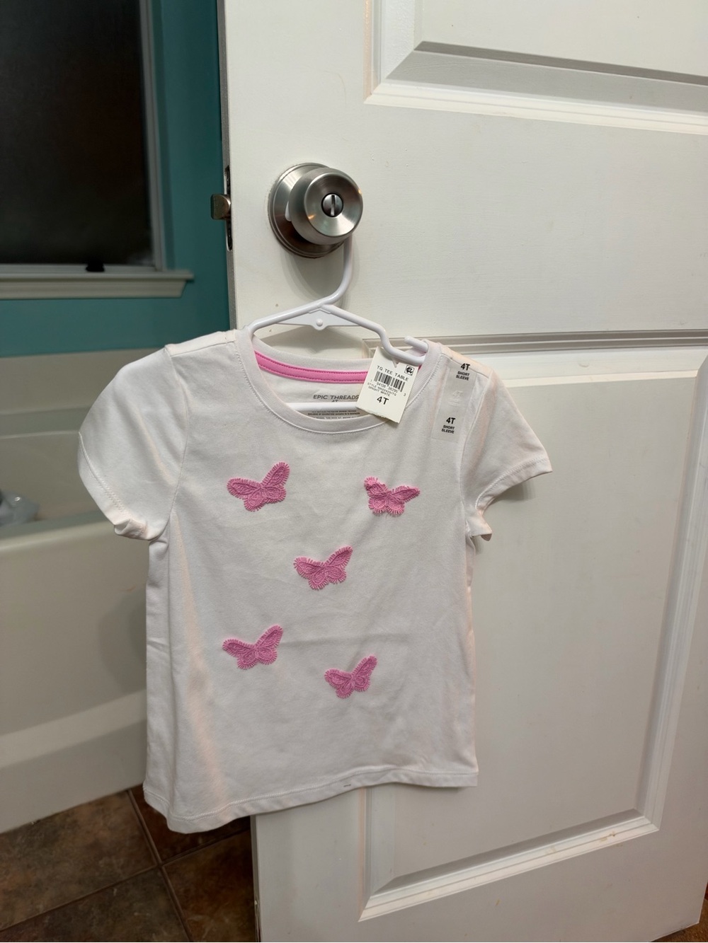 Epic threads Butterfly Graphic Tee Girls 4T NWT